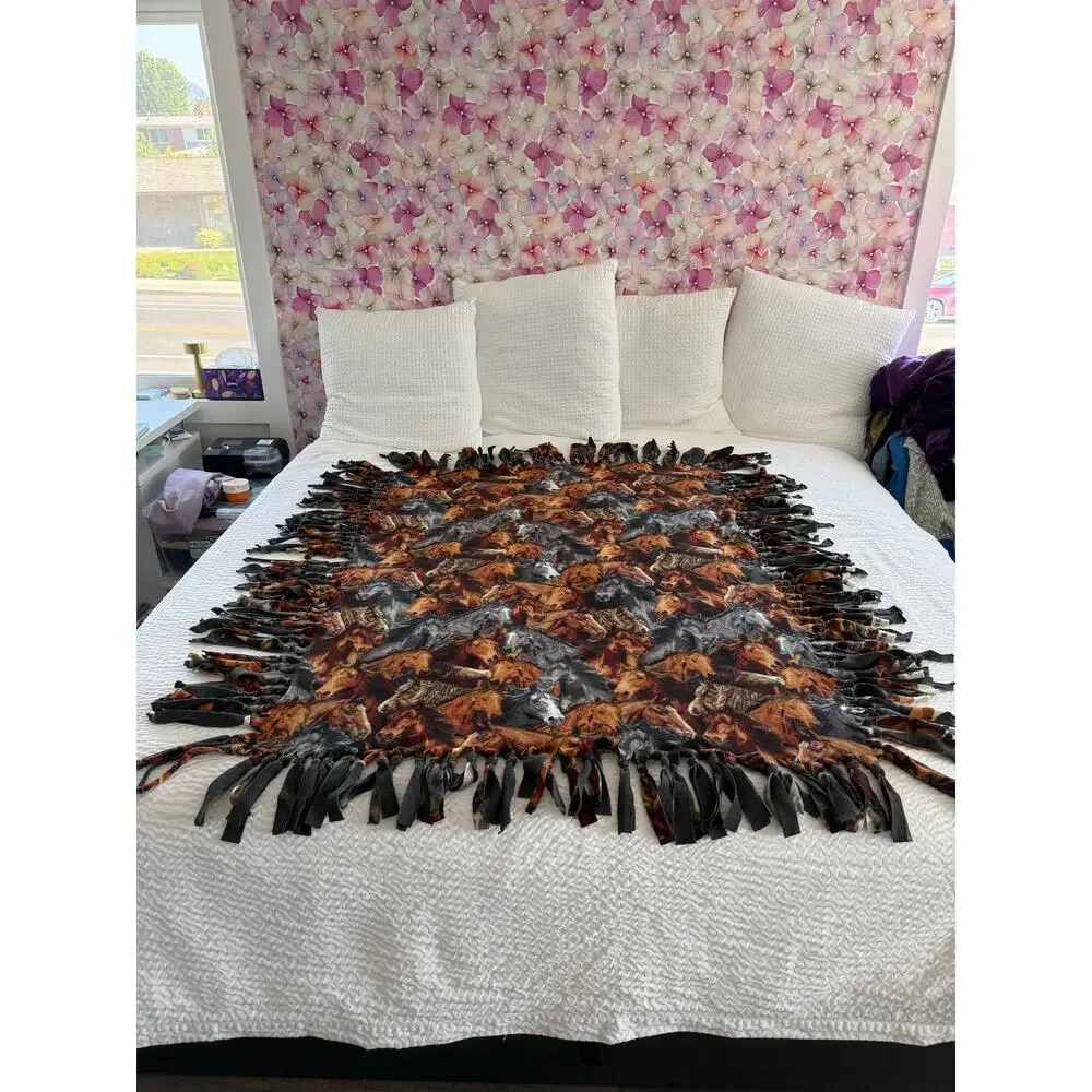 Horse Fleece Tie Fringe Throw Blanket Handmade Western Equestrian Ranch 50x60